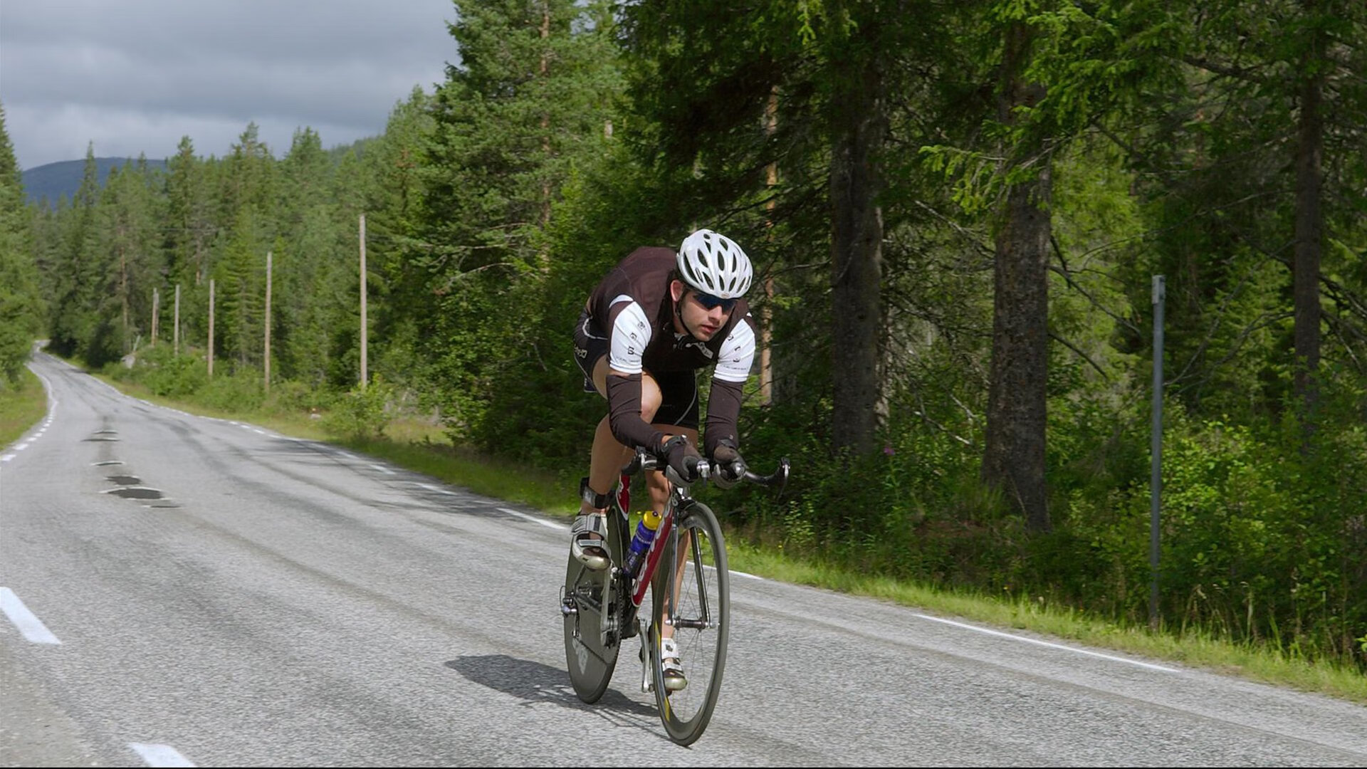 从红土到草地，鲁德如何用温网的逆转，书写冰火交织的奇迹